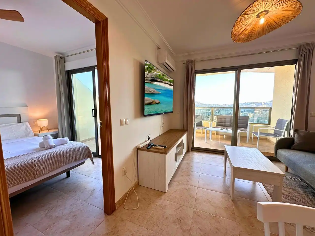 Sala de estar de Piso en venta en Villajoyosa / La Vila Joiosa con Aire acondicionado, Terraza y Amueblado