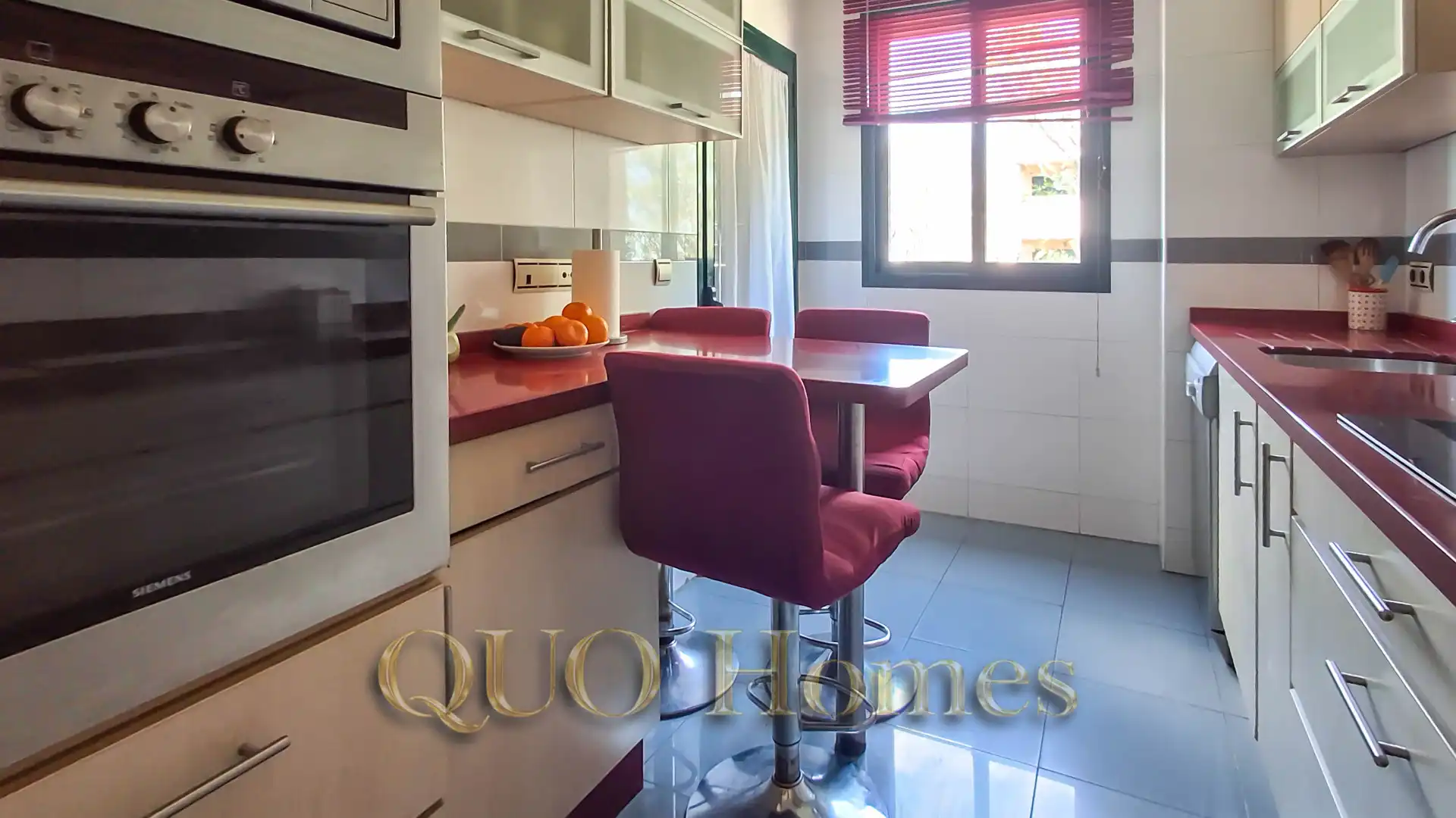 Kitchen of Flat for sale in Jerez de la Frontera  with Air Conditioner, Private garden and Storage room