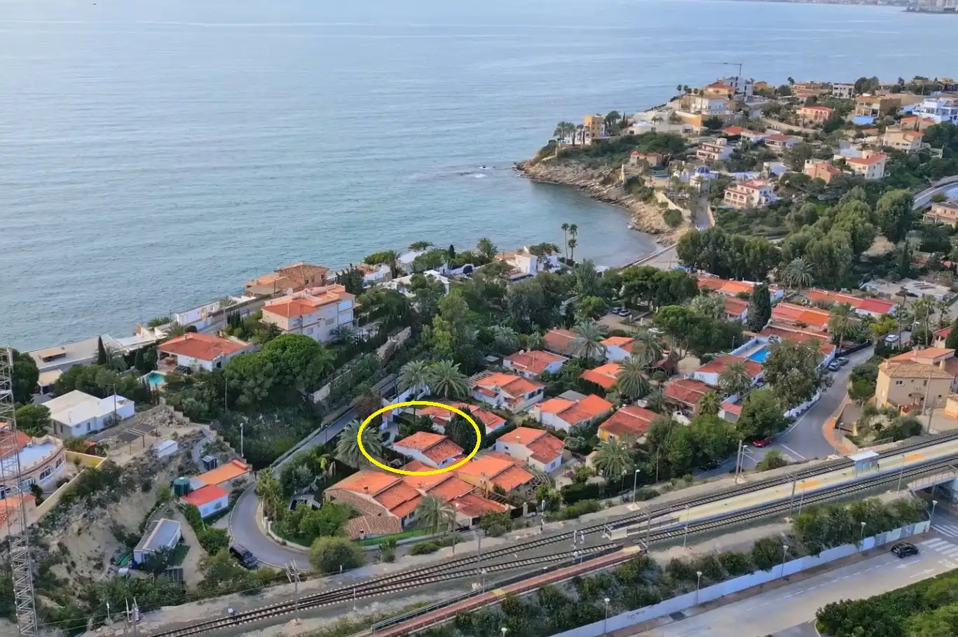 Exterior view of Houses for sale in El Campello  with Air Conditioner, Private garden and Terrace