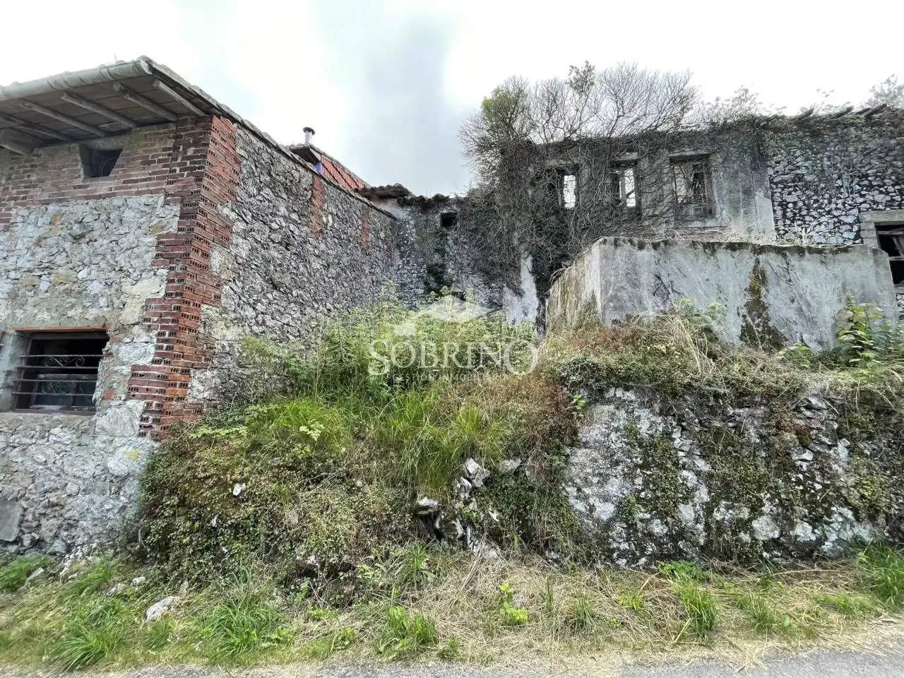 Houses for sale in Llanes  with Private garden