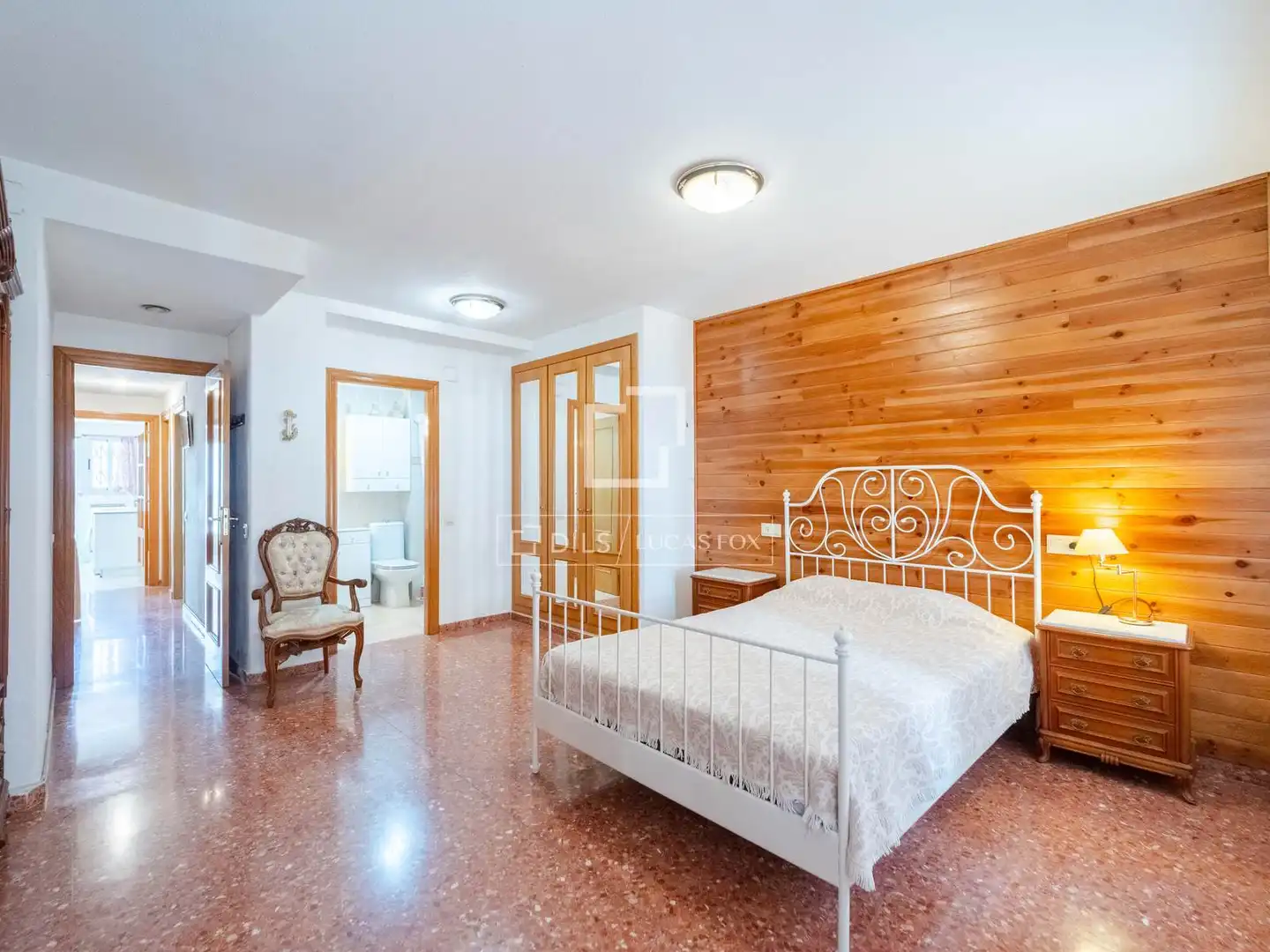 Schlafzimmer von Wohnung zum Verkauf in Valencia mit Klimaanlage, Möbliert und Balkon