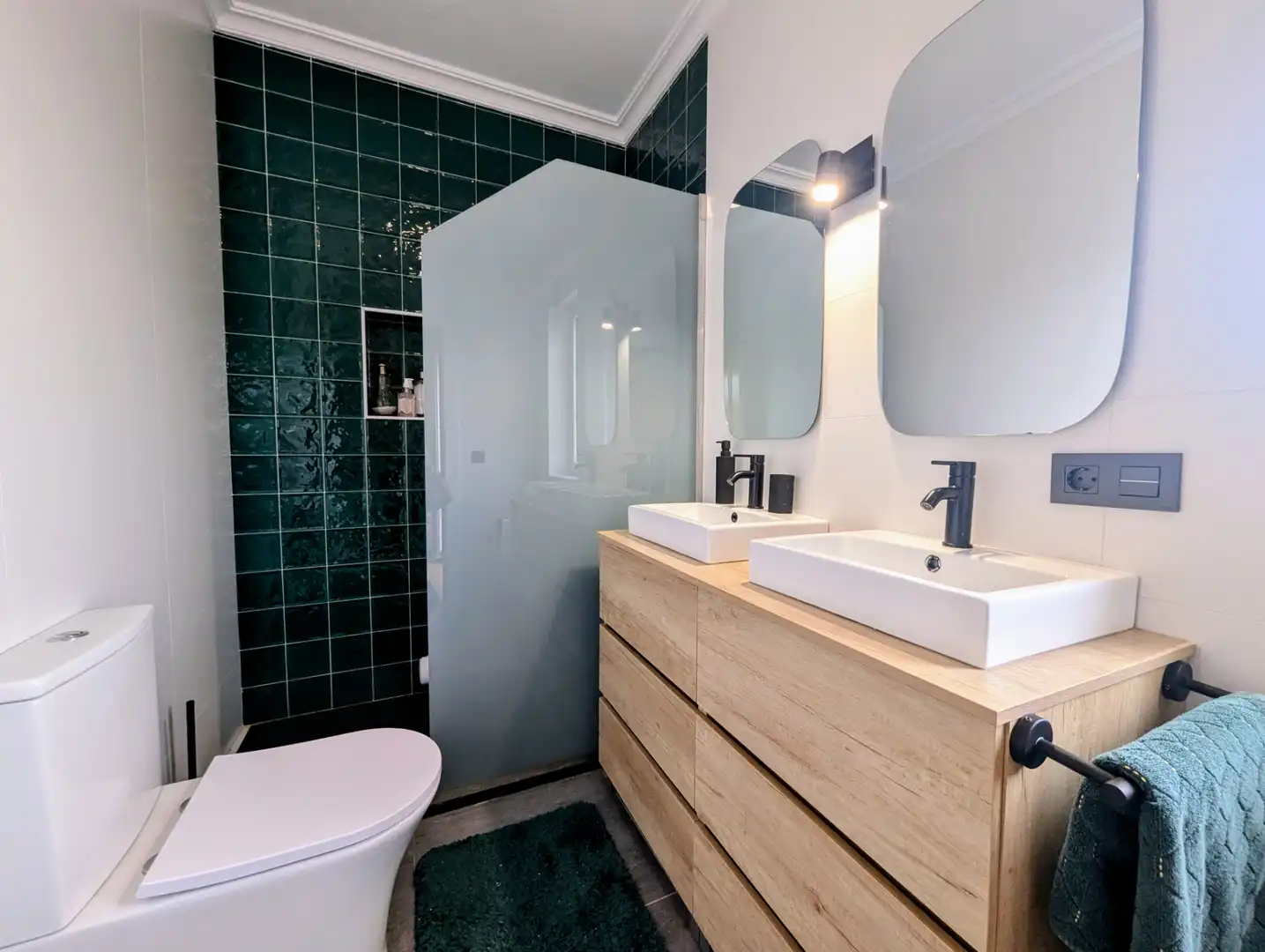 Bathroom of Houses for sale in Villamuriel de Cerrato  with Heating, Furnished and Balcony