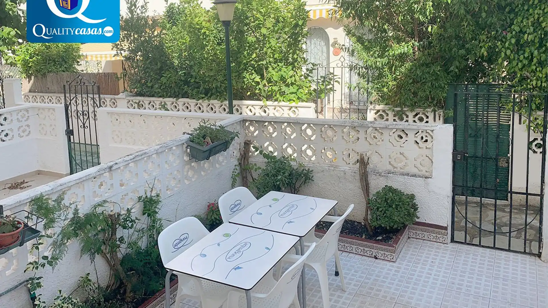 Terrassa de Casa o xalet en venda en El Campello amb Terrassa i Piscina comunitària