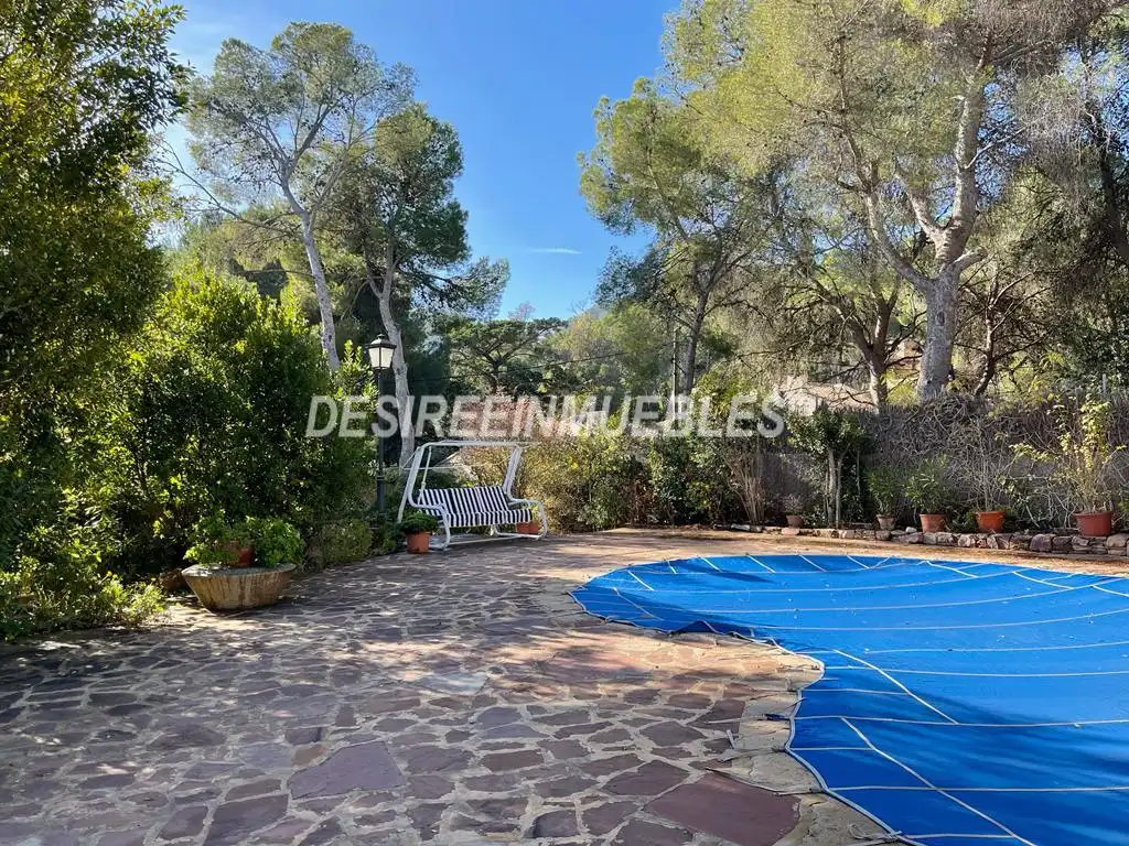Chalet con piscina en venta en Calle Carrasca, imagen 6