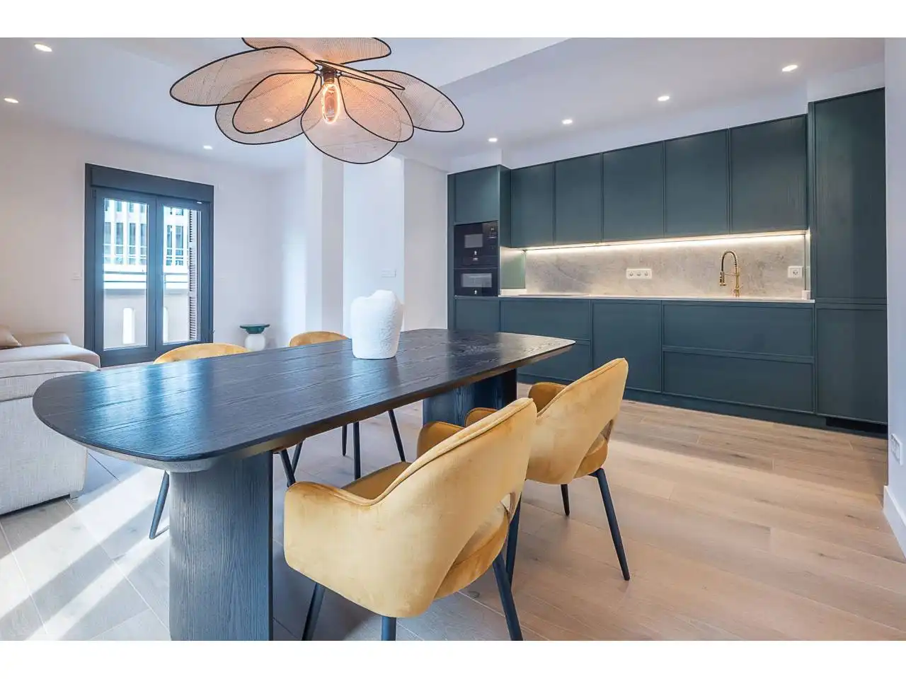 Comedor de Piso en venta en Donostia - San Sebastián  con Calefacción, Terraza y Trastero