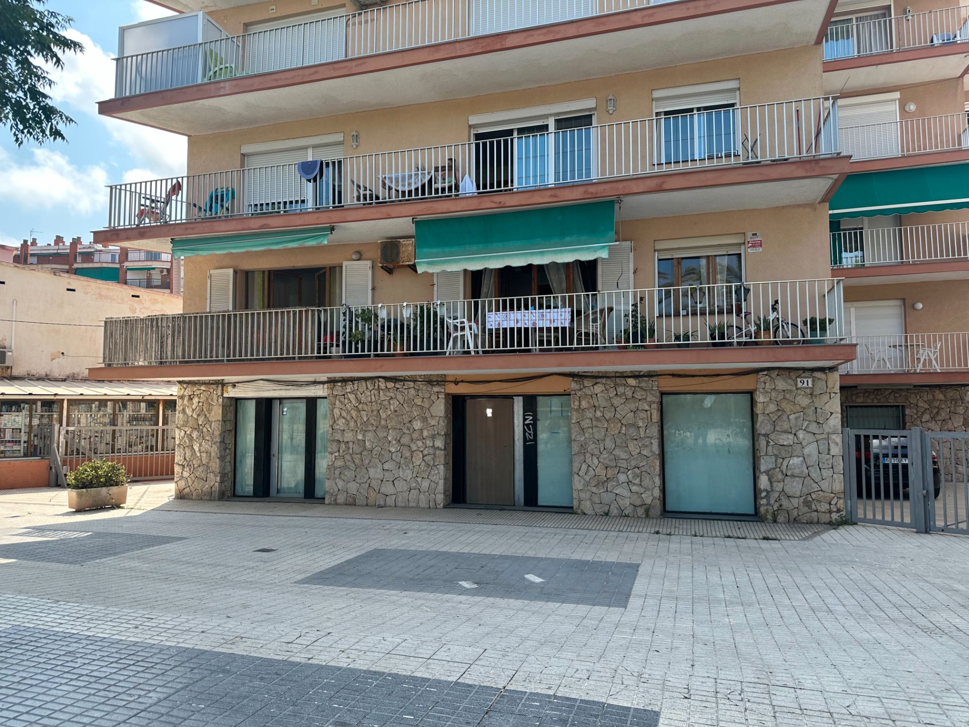 Exterior view of Premises for sale in Vila-seca  with Alarm