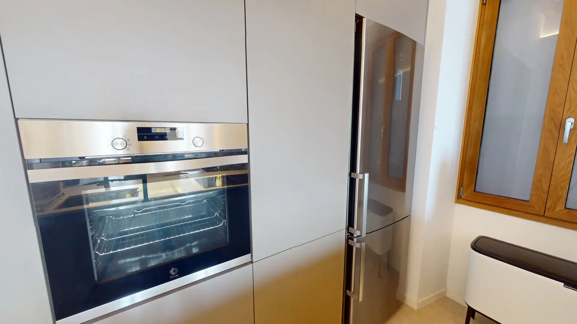 Küche von Wohnung zum Verkauf in Alicante / Alacant mit Klimaanlage, Privatgarten und Abstellraum