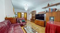 Living room of Apartment for sale in Las Navas del Marqués   with Heating and Terrace