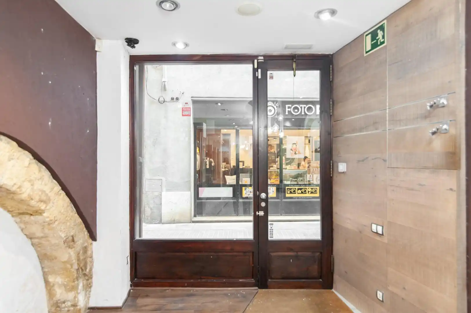 Local comercial de lloguer a Calle Santa Maria, imagen 5