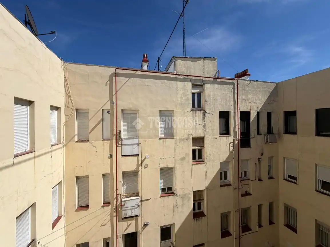 Vista exterior de Piso en venta en Madrid con Calefacción y Terraza