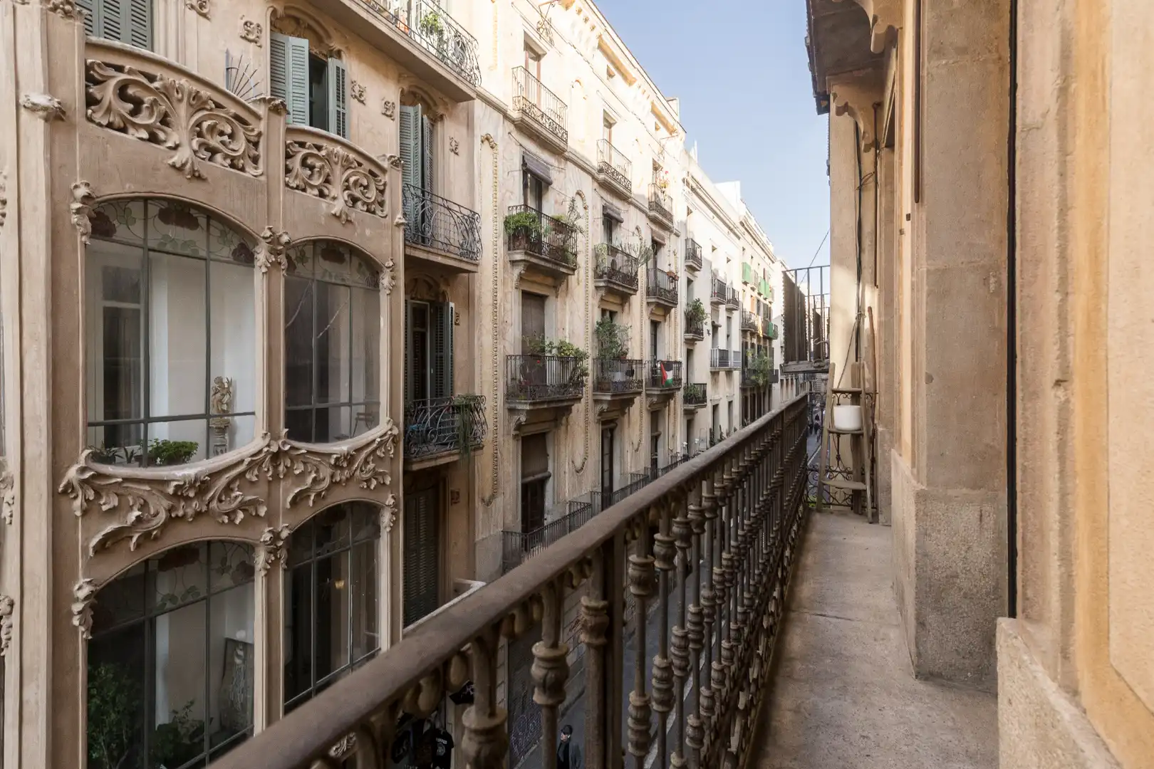 Vista exterior de Piso en venta en Barcelona con Calefacción, Terraza y Amueblado