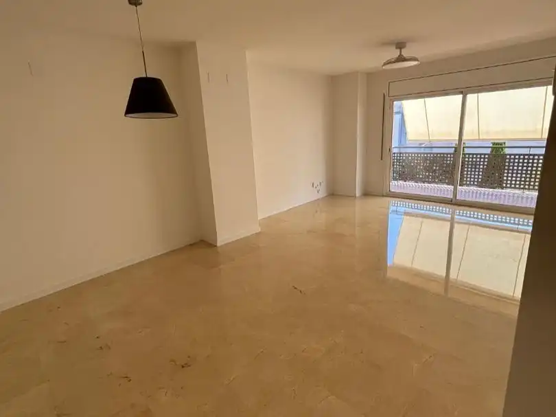 Appartement avec ascenseur à vendre à CARRER PINTOR MARIA CARBONELLOPIS 12, imagen 3