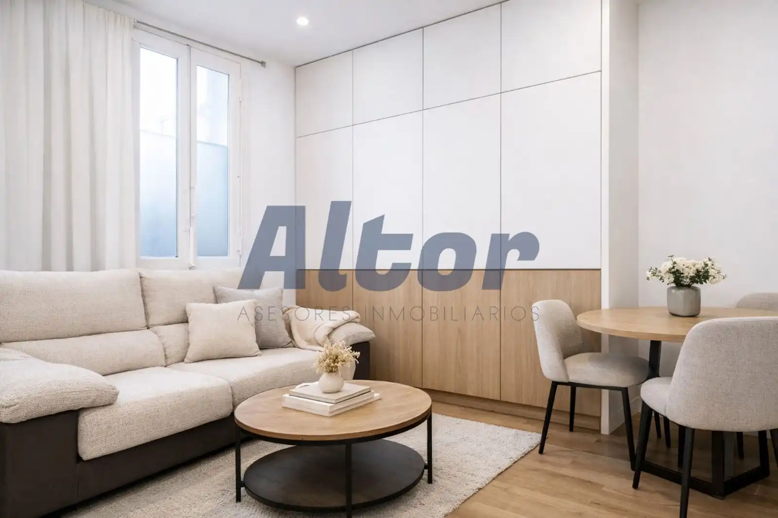 Piso en venta en DEL PRADO, Cortes - Huertas