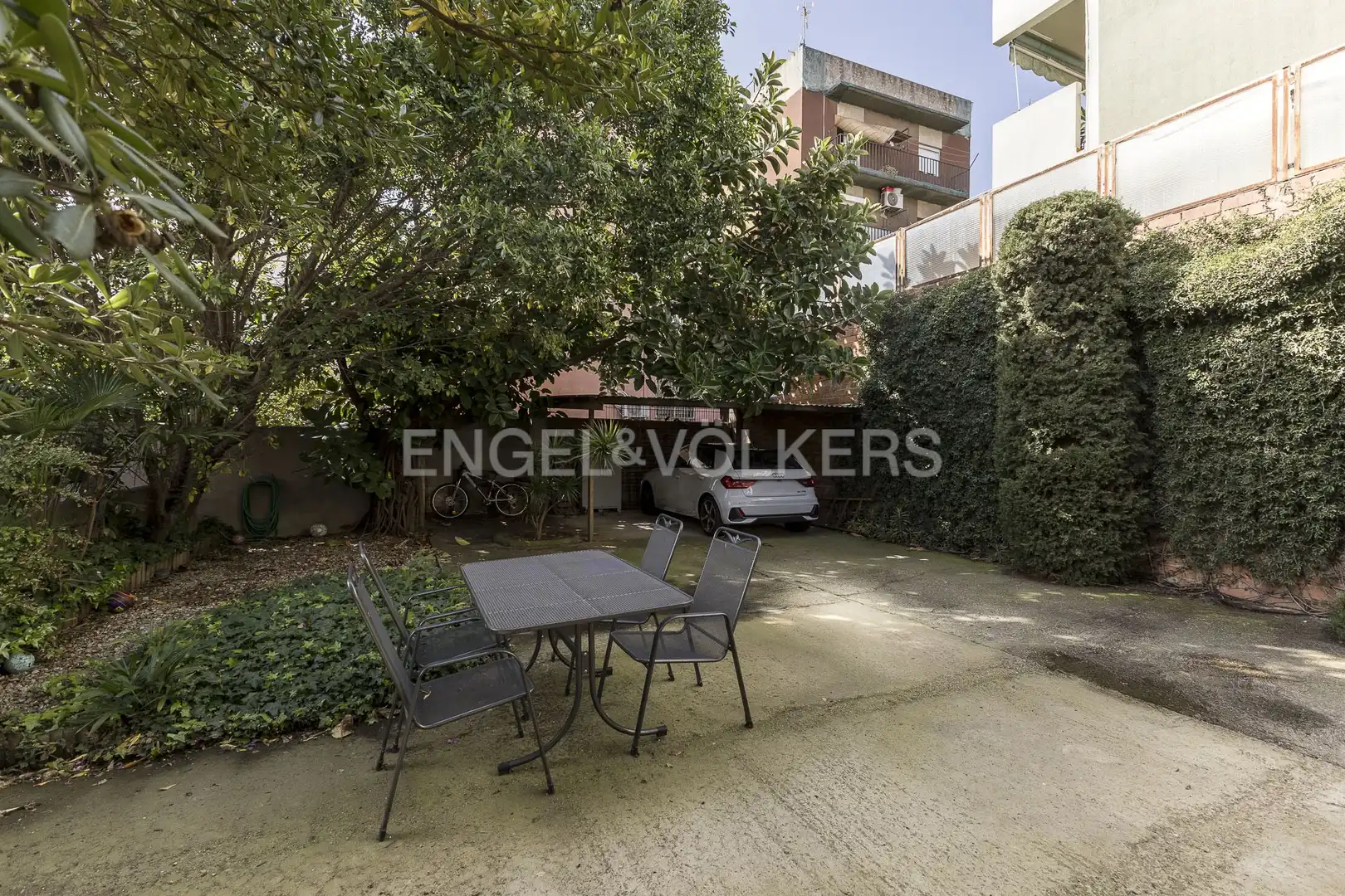 Terraza de Casa o chalet en venta en Barcelona con Calefacción, Jardín privado y Terraza