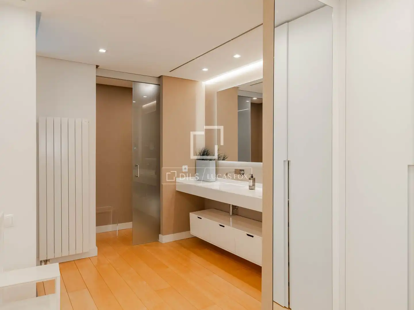 Baño de Casa o chalet en venta en Godella con Aire acondicionado, Calefacción y Jardín privado
