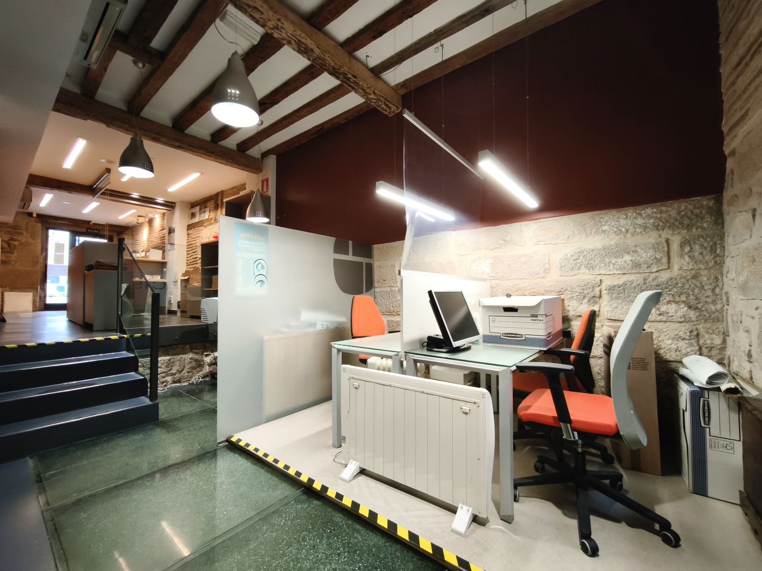 Premises for sale in  Logroño