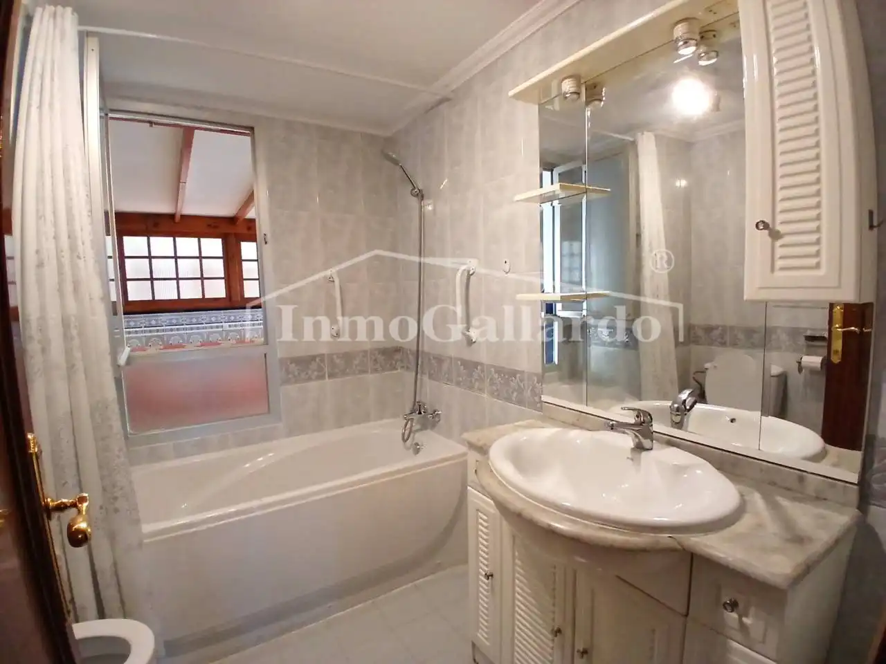 Bathroom of Flat for rent in Málaga  with Terrace