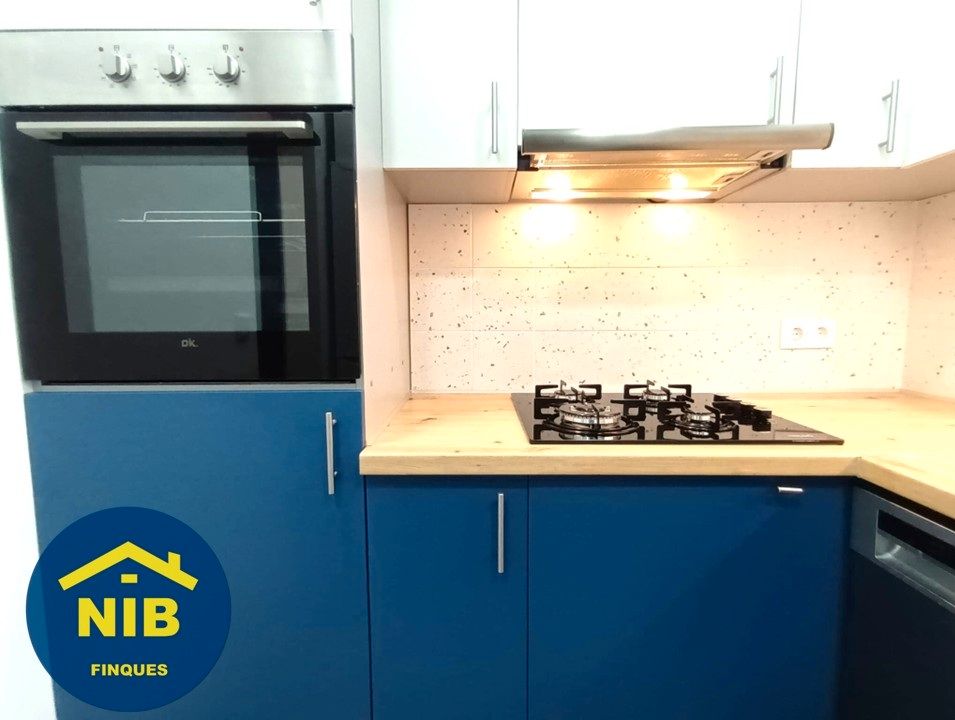 Cocina de Piso en venta en  Barcelona Capital con Calefacción, Parquet y Horno