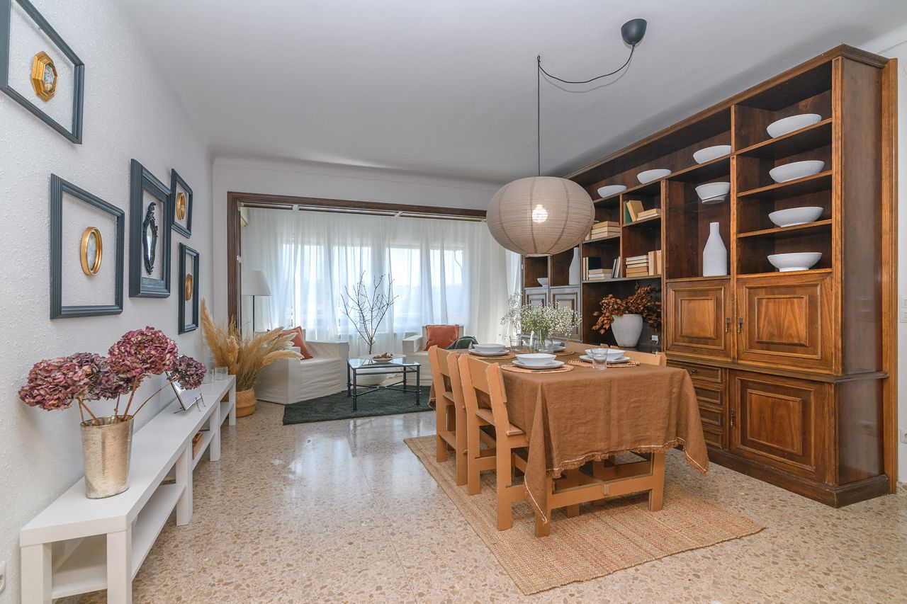 Dining room of Flat for sale in Manresa  with Air Conditioner, Heating and Terrace
