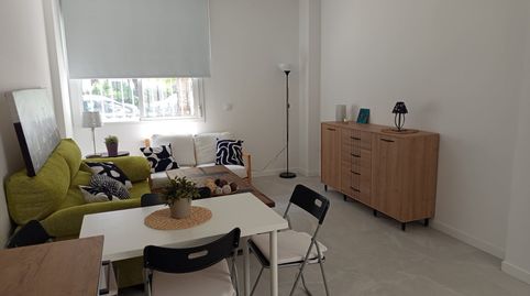 Foto 4 de Estudio de alquiler en Doctor Barraquer - G. Renfe - Policlínico, Sevilla Capital