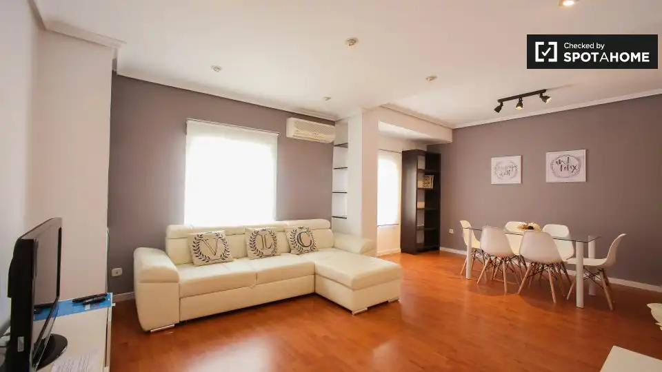 Sala de estar de Piso de alquiler en Valencia con Aire acondicionado, Calefacción y Amueblado