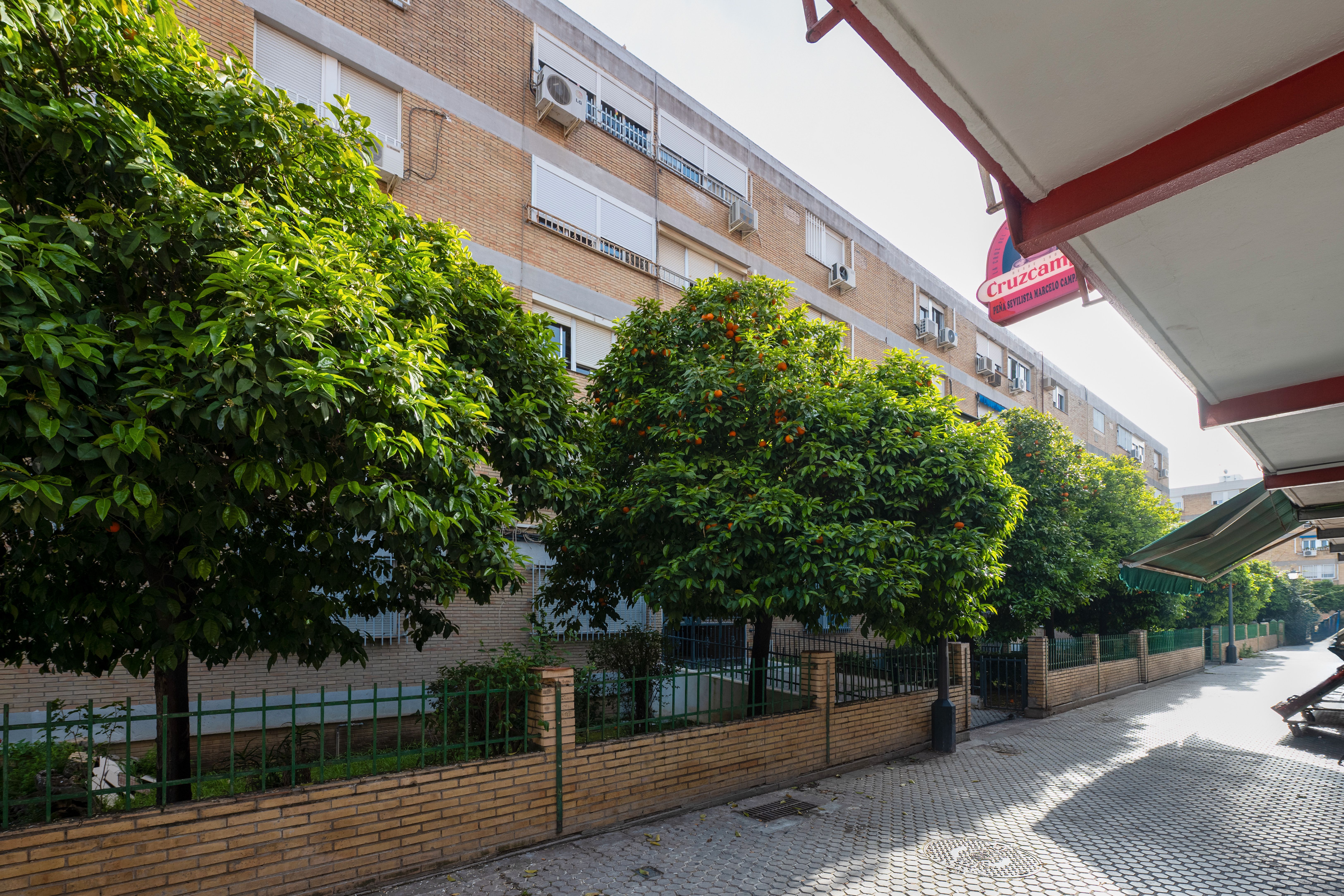 Exterior view of Flat for sale in  Sevilla Capital