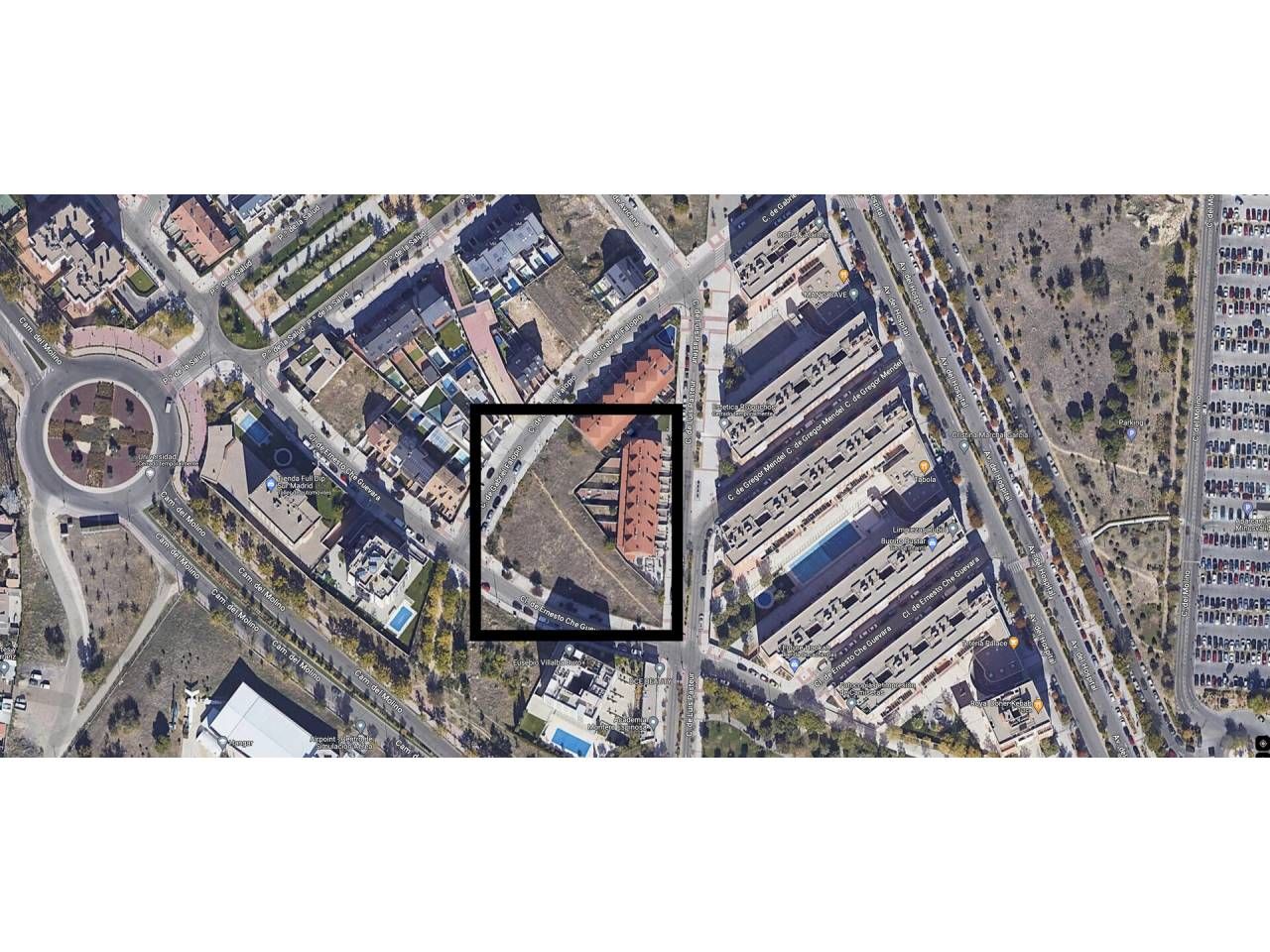 Vista exterior de Casa o xalet en venda en Fuenlabrada amb Aire condicionat, Jardí privat i Terrassa