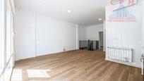 Flat for sale in  Madrid Capital  with Air Conditioner, Heating and Parquet flooring