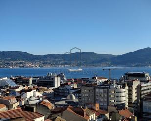 Vista exterior de Àtic en venda en Vigo  amb Calefacció, Terrassa i Traster