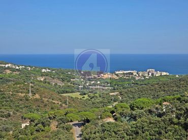 Terreno residencial en venta en Calle Romanya