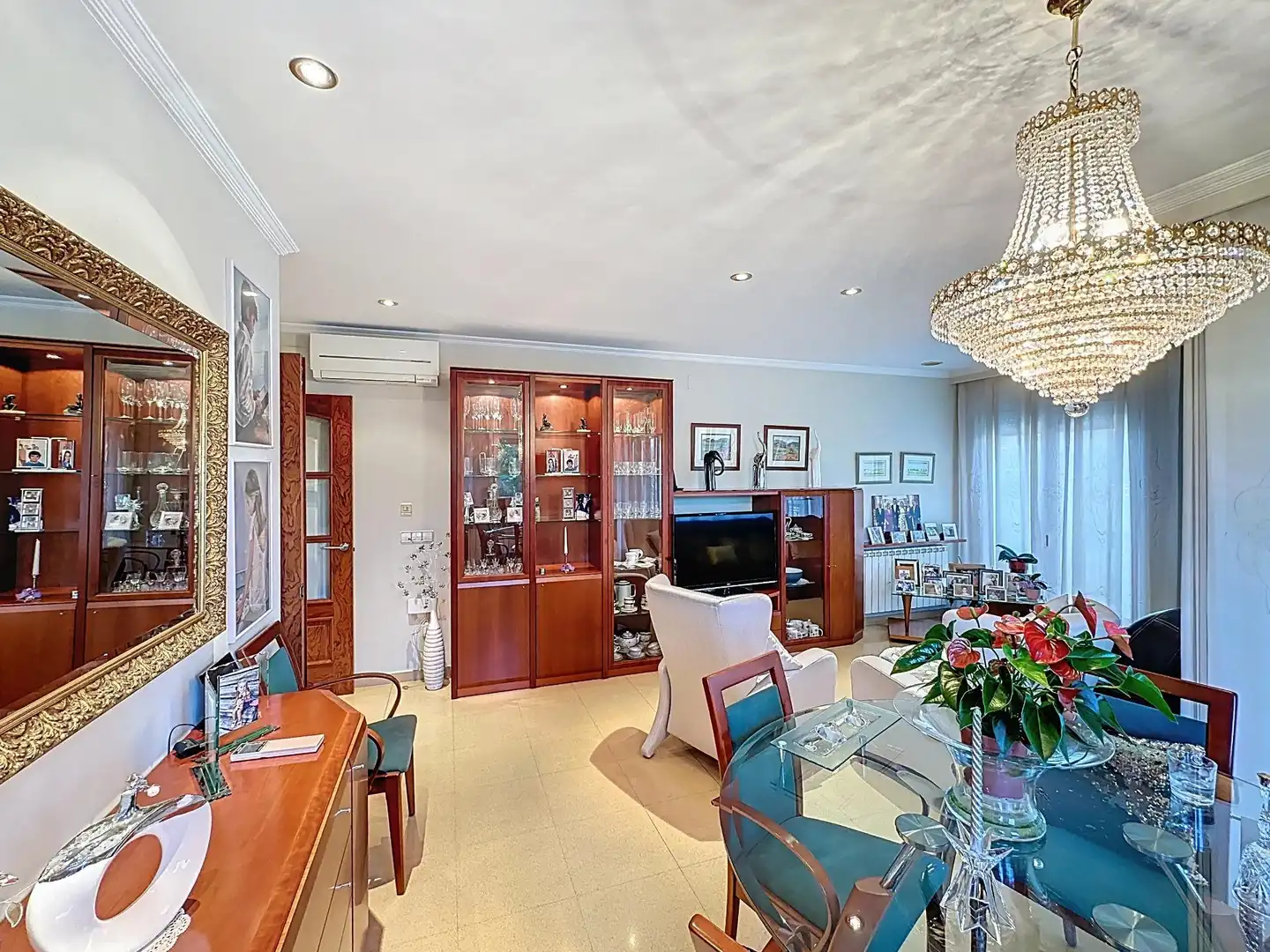 Living room of Buildings for sale in Salt