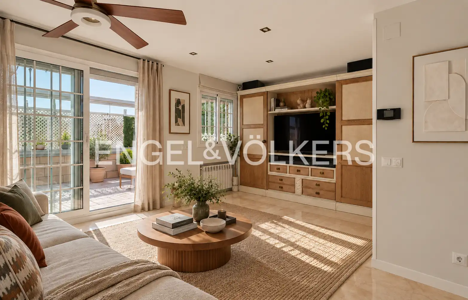 Sala de estar de Ático en venta en Madrid con Aire acondicionado, Calefacción y Jardín privado
