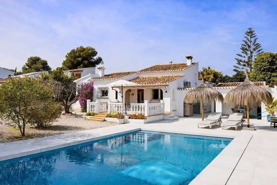Vista exterior de Casa o xalet en venda en Jávea / Xàbia