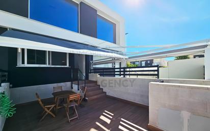 Terrassa de Casa o xalet en venda en Santa Pola amb Aire condicionat, Calefacció i Jardí privat