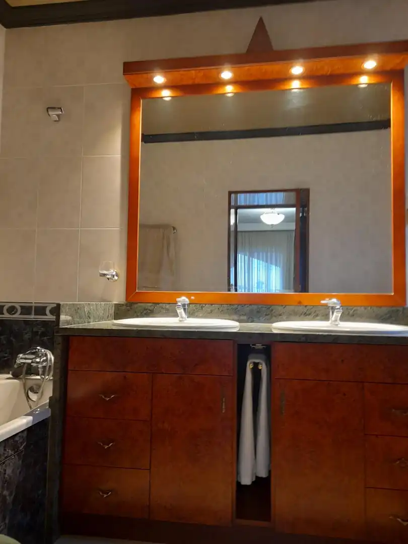 Badezimmer von Haus oder Chalet zur Miete in Premià de Mar mit Klimaanlage, Terrasse und Balkon