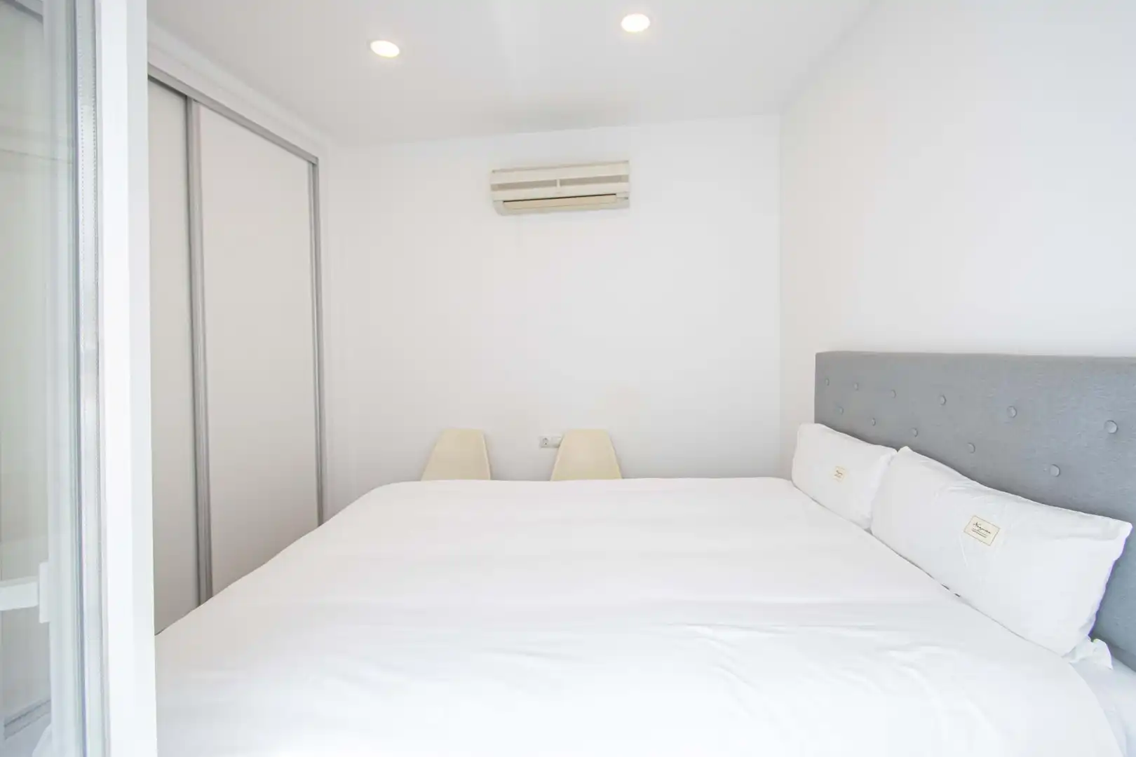 Habitación de Piso en venta en Sevilla con Aire acondicionado, Calefacción y Balcón