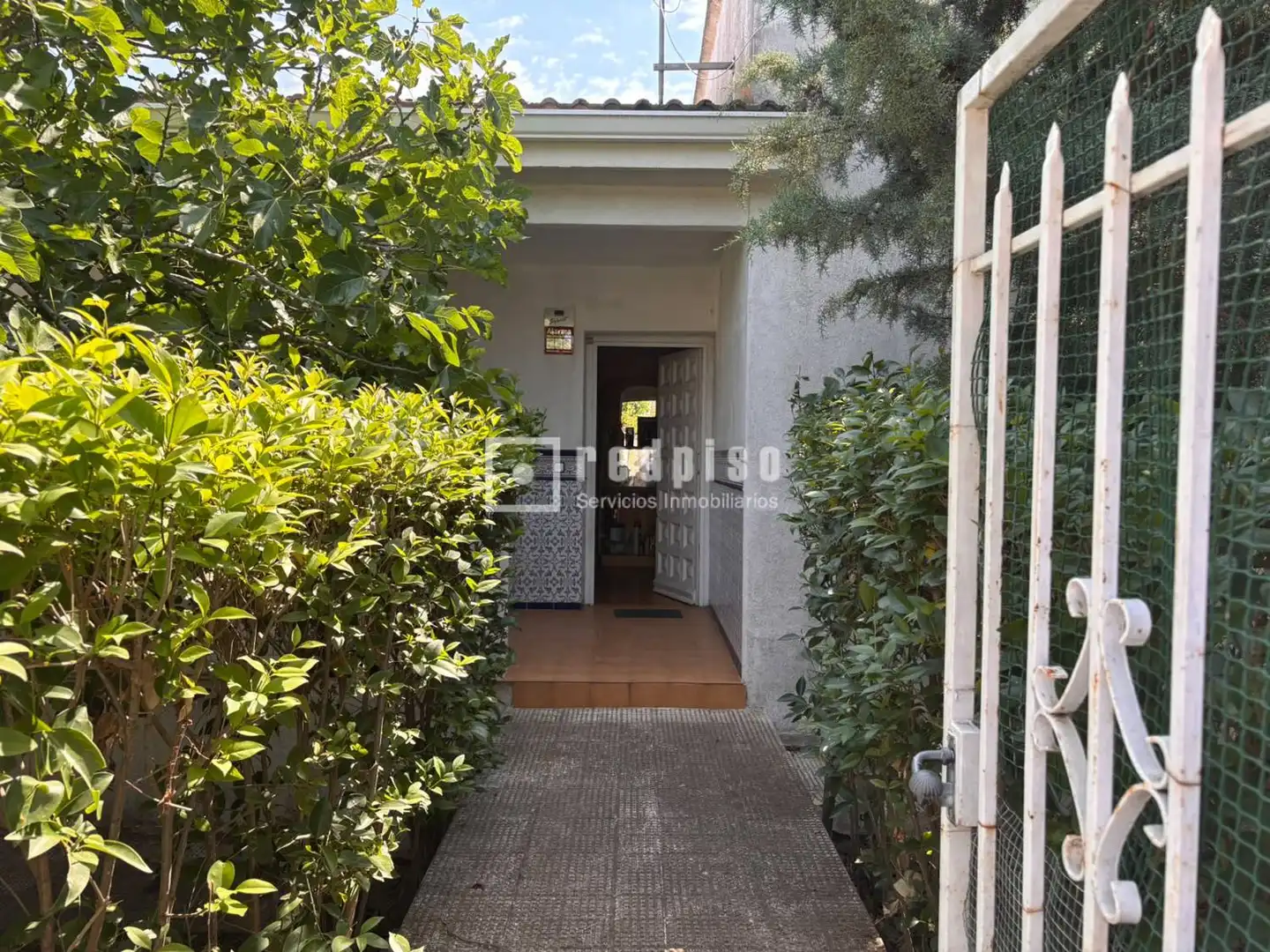 Garden of Houses for sale in Casarrubios del Monte  with Heating, Private garden and Terrace