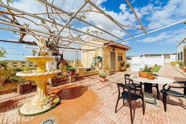 Casa-chalet en Venta en Moralet