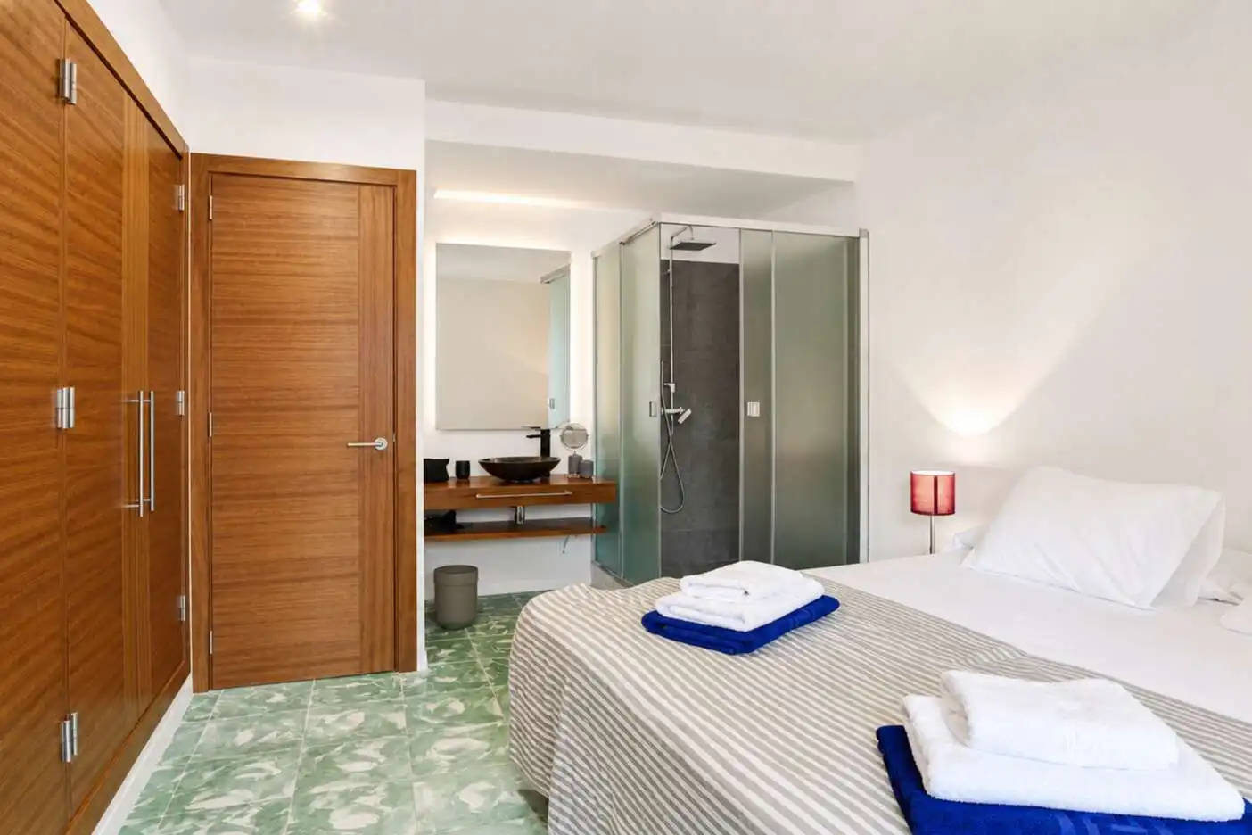 Habitación de Casa o chalet en venta en Pollença con Aire acondicionado y Amueblado
