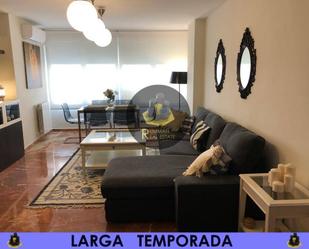 Living room of Flat to rent in  Granada Capital  with Air Conditioner and Heating