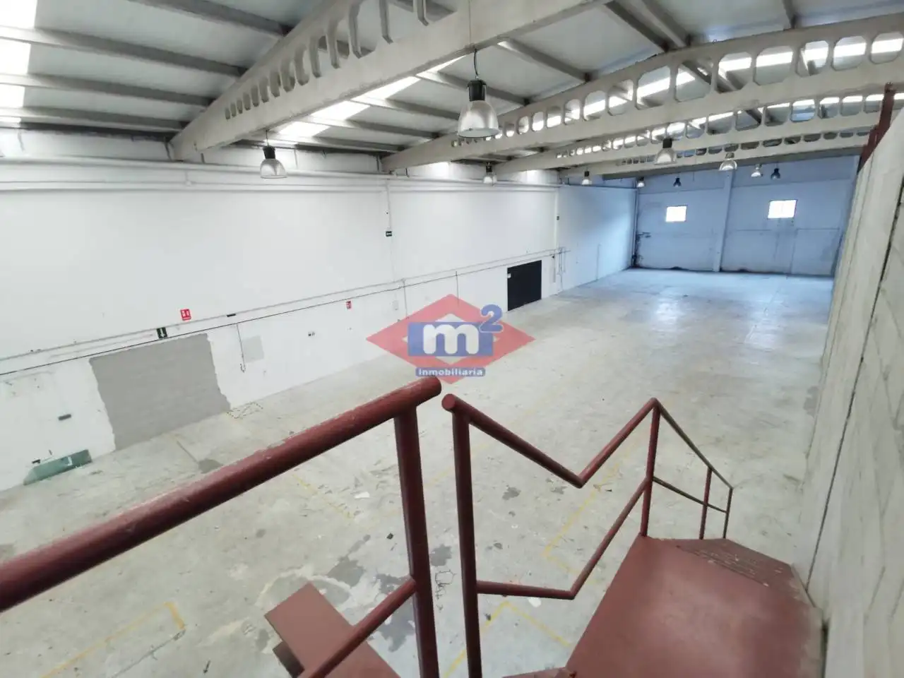 Nave industrial en alquiler en Mos