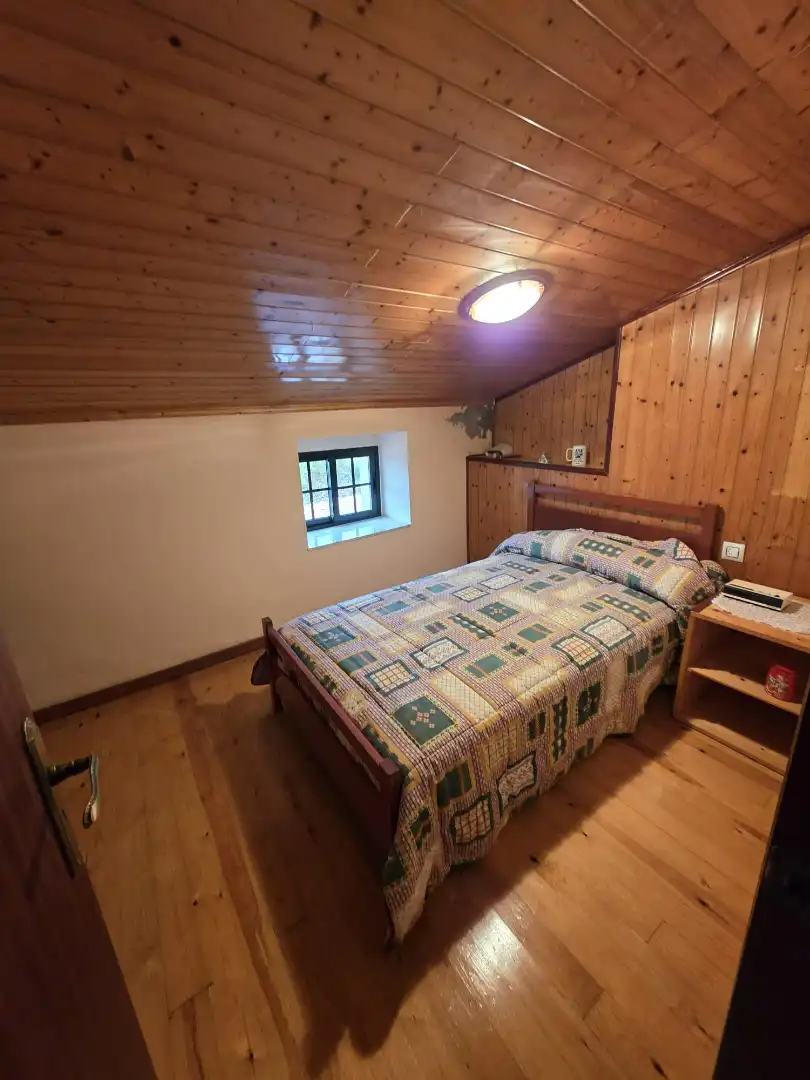 Habitación de Casa adosada en venta en Narón con Calefacción, Jardín privado y Amueblado