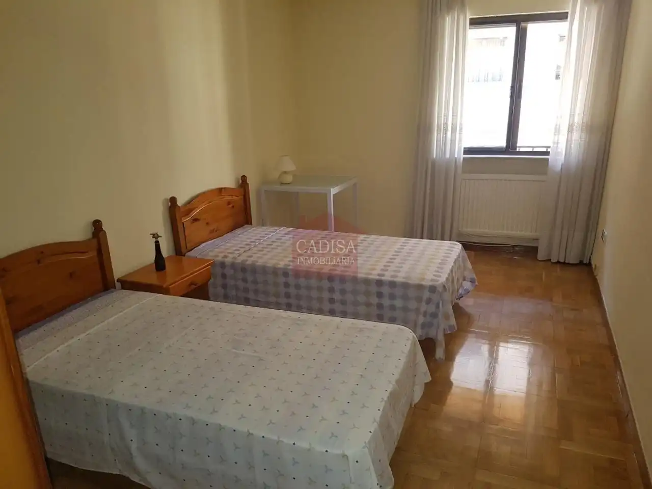 Schlafzimmer von Wohnung zur Miete in Salamanca mit Heizung, Parkett und Möbliert
