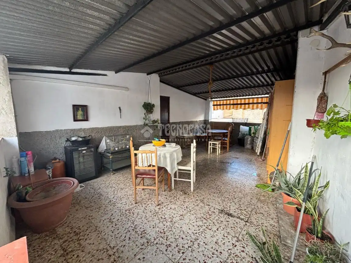 Casa adosada en venda a C. Serrano Parres, Barrio de Ciudad Jardín