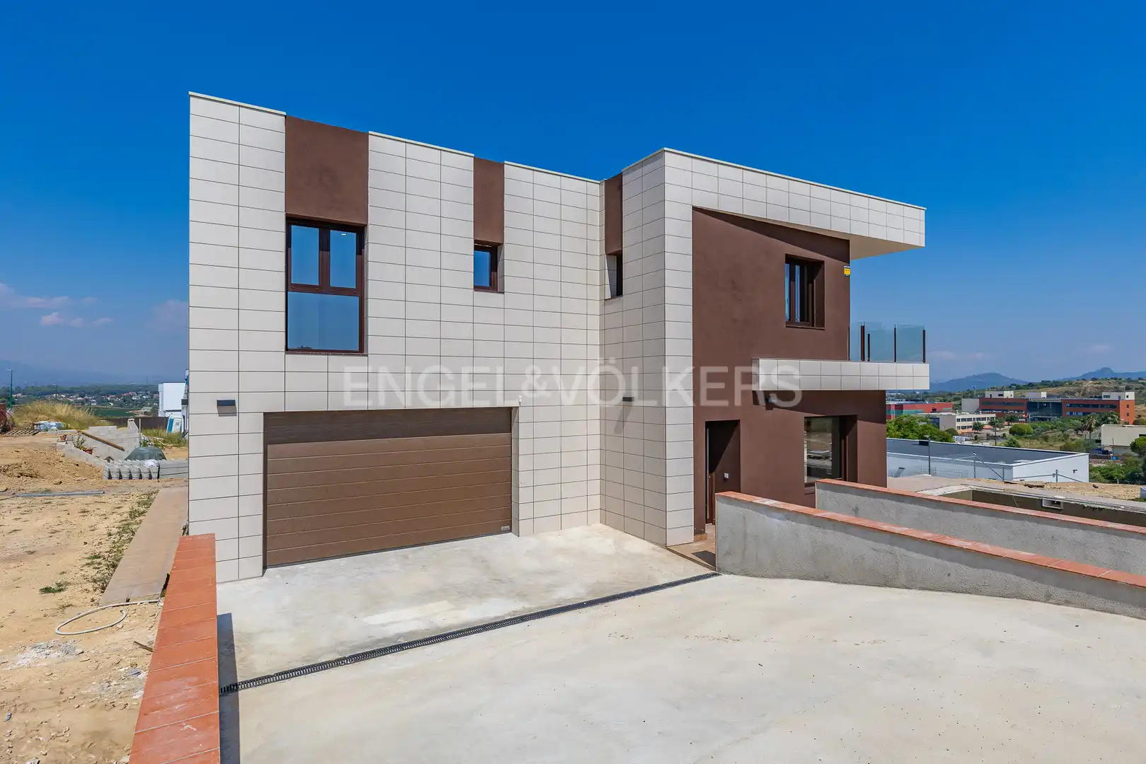 Exterior view of Houses for rent in Sant Esteve Sesrovires  with Air Conditioner, Heating and Private garden