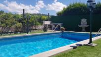 Swimming pool of Single-family semi-detached for sale in Ponteareas  with Air Conditioner, Heating and Private garden