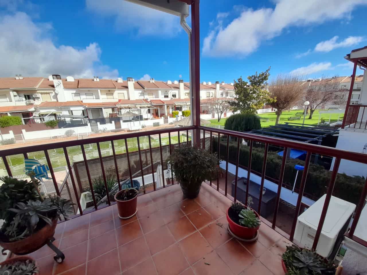 Exterior view of Single-family semi-detached for sale in Almodóvar del Campo  with Air Conditioner, Heating and Terrace