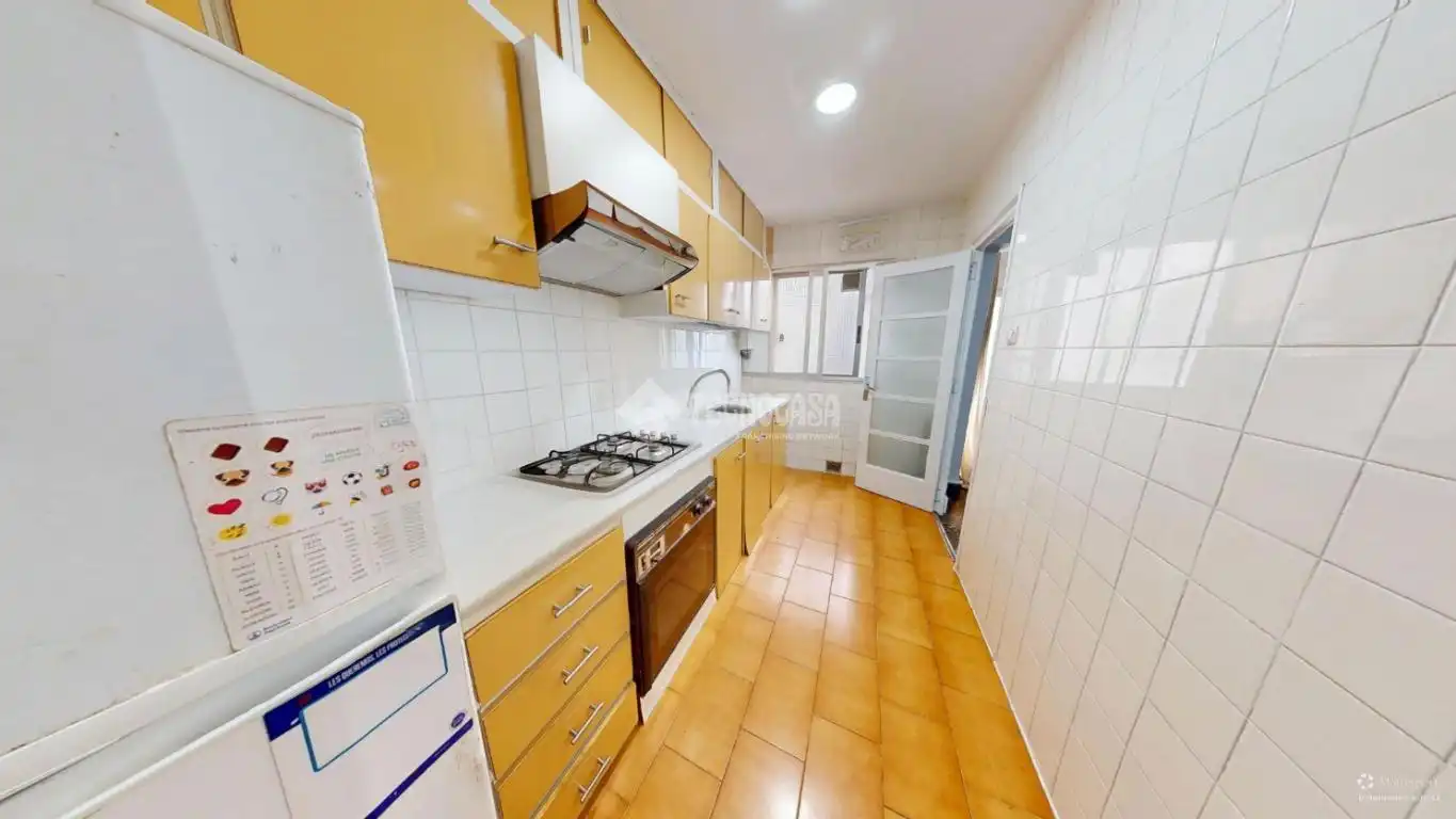 Cocina de Piso en venta en Valencia con Balcón