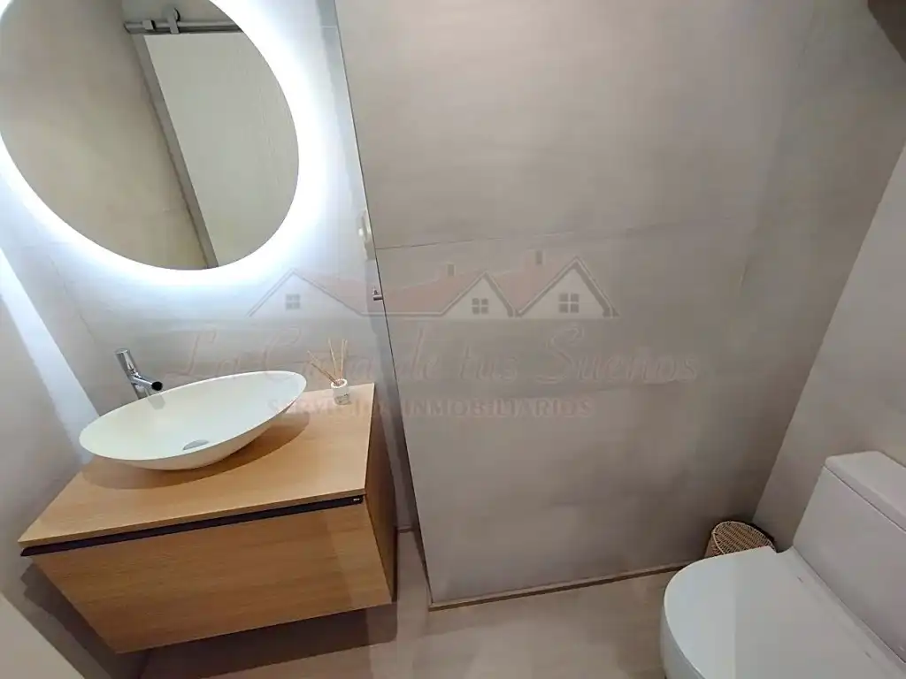 Badezimmer von Dachboden zum Verkauf in Elda