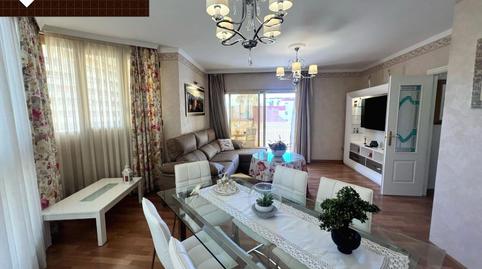 Foto 4 de Apartament de lloguer a Playa de la Fontanilla, Marbella